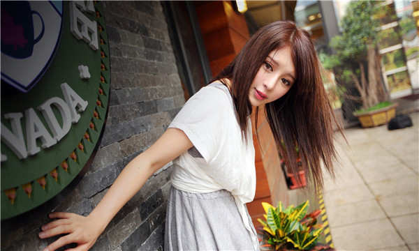 忻州想找一个女性生孩子给报酬-｛找个女人生孩子多少钱｝